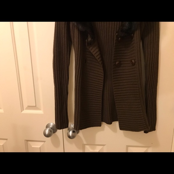 Wet Seal gently gently used Faux fur Sweater Size Small - Picture 11 of 11